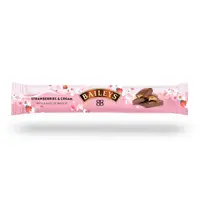 Шоколадный батончик Baileys Chocolate Strawberry Cream 35г