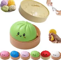 Игрушка-антистресс сквиш Dumpling Squishy Bun Пельмень в пароварке 9см, 1шт