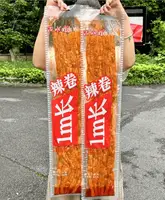 Огромный Снек Латяо Shuang Zai Latiao Spicy Large Slices Острый 90 см. (560 г.)