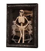 Рамка-дзеркало Halloween Скелет з підсвіткою 1шт